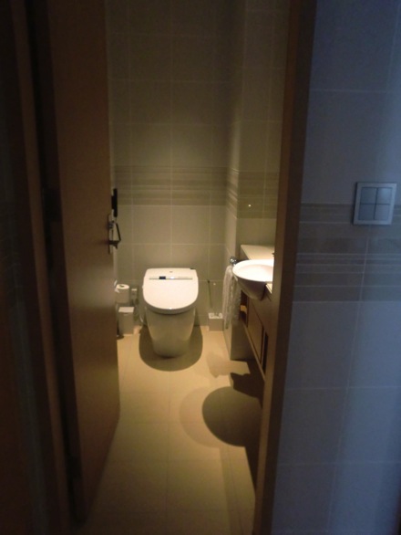 インターコンチネンタルホテル大阪　トイレ